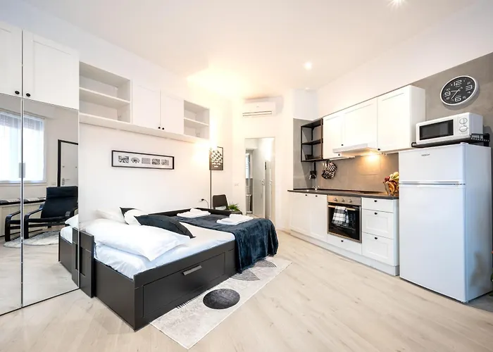 Guesthost - In One Apartmán Parma